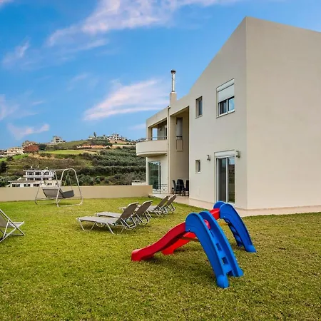 Familia Chania Villa Stalos